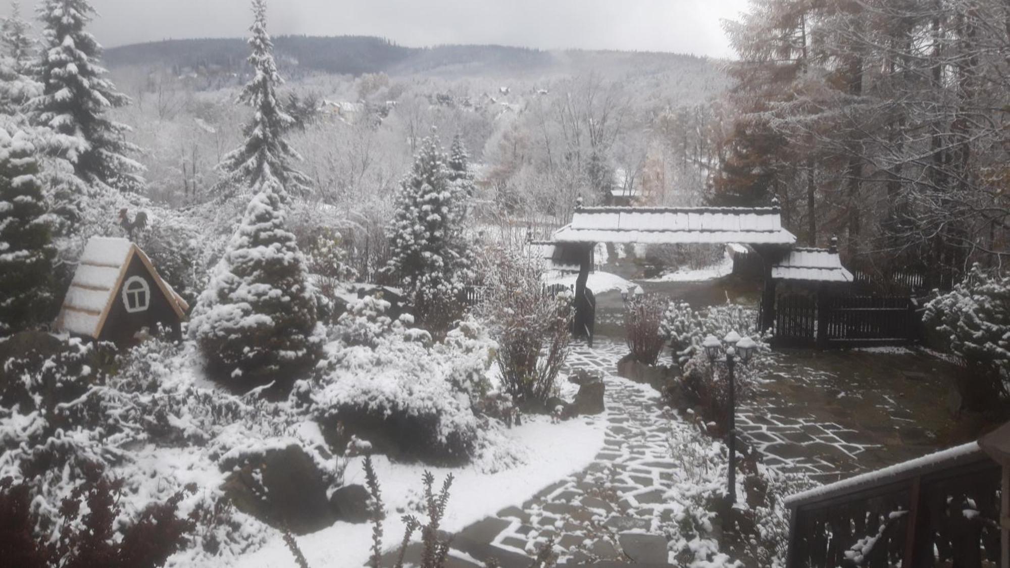 Domek Nad Rzeka Brenna Exteriör bild